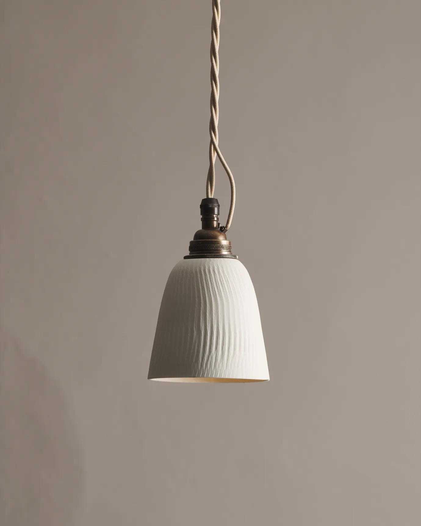 Large Chattered Skullcap Porcelain Light | deVOL Kitchens